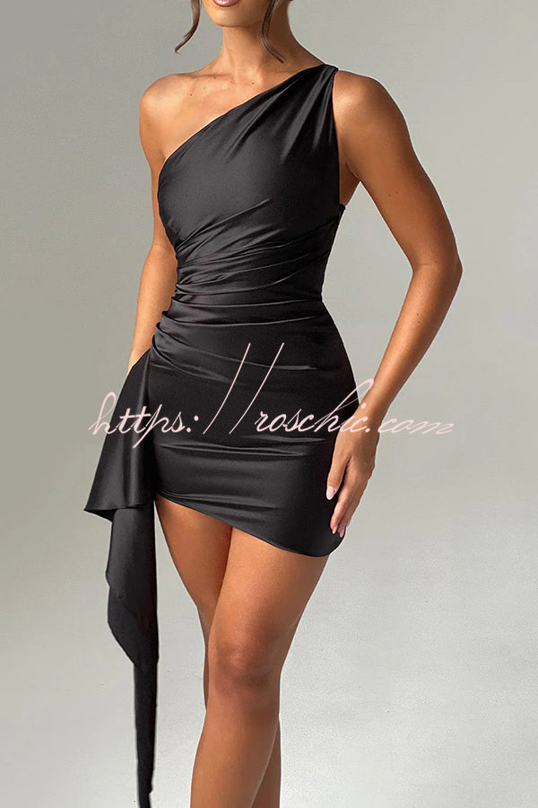 Slim Fit Backless One-shoulder Satin Mini Dress