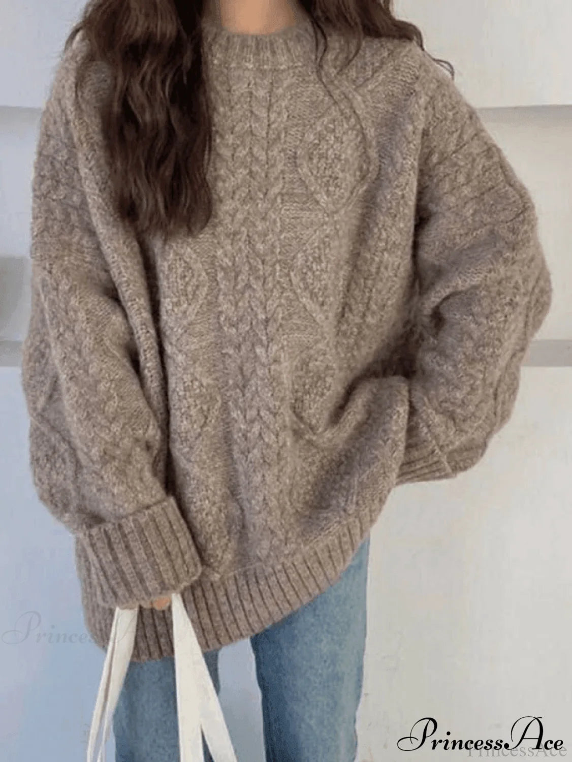 Cable Knit Graceful Cropped Sweater