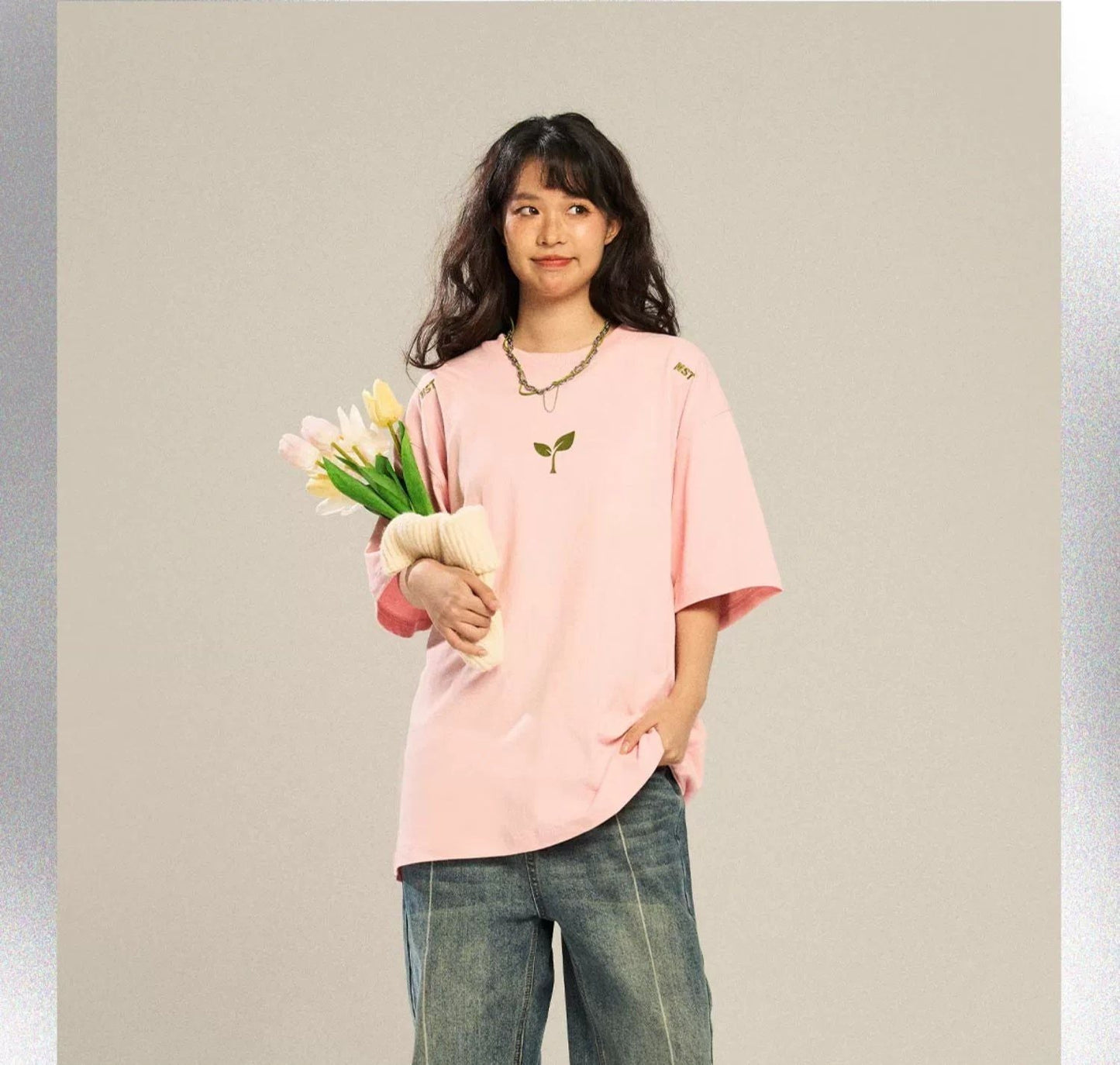 T-shirt With Growing Plant Design