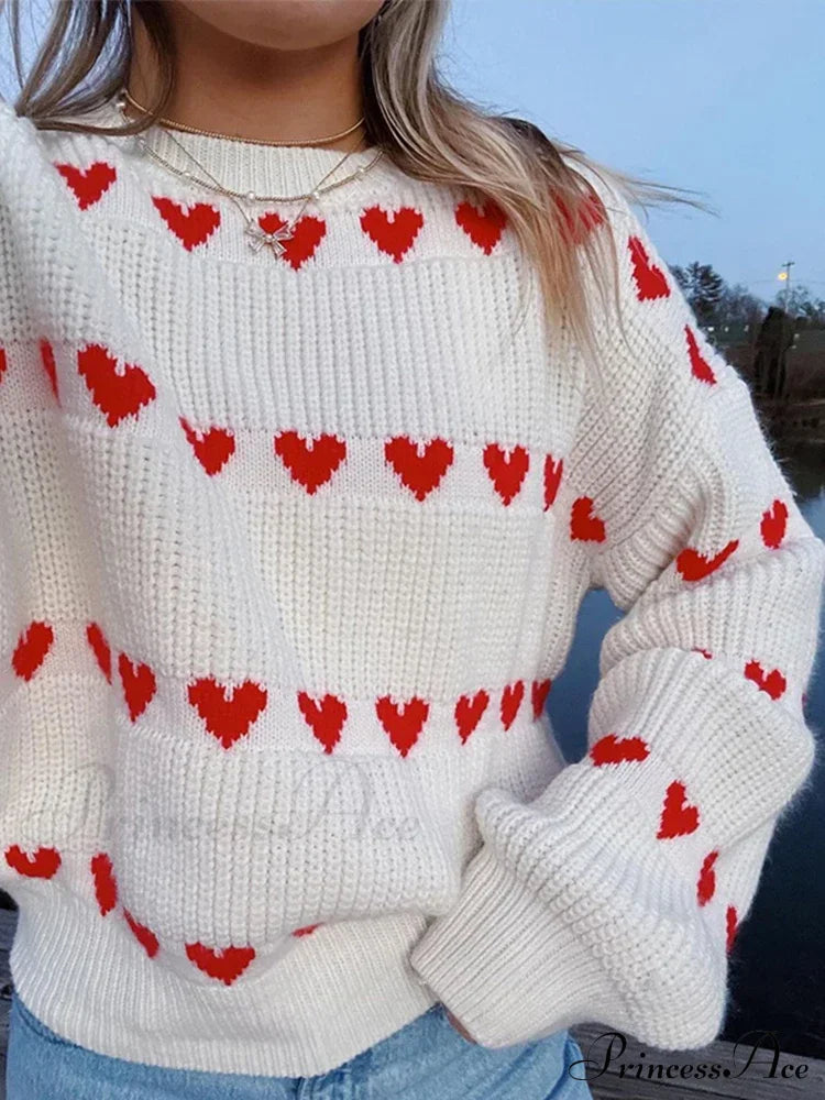 Cozy Heart Print Loose O-neck Long Sleeve Stylish Warm Sweater