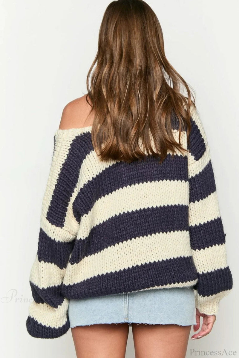 Loose Off-shoulder Striped Sweet Sweater