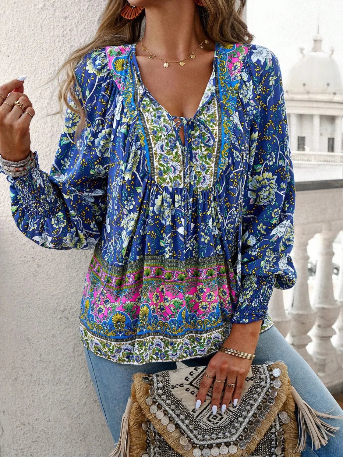 V-neck Print Long Sleeve Blouse