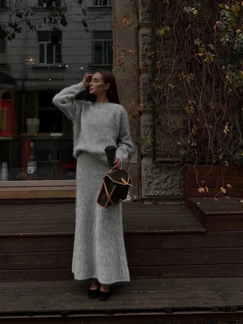 O-neck Cashmere Skirt Sweater