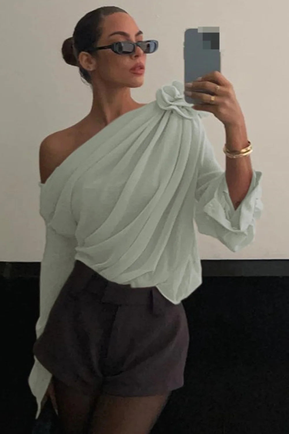 Chiffon Off-the-shoulder Fitted Blouse