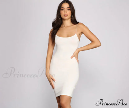 Classic Scoop Charming Neck Knit Mini Dress