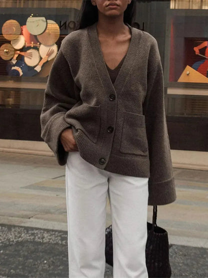 Classic Pocket V-neck Single-breasted Cardigan