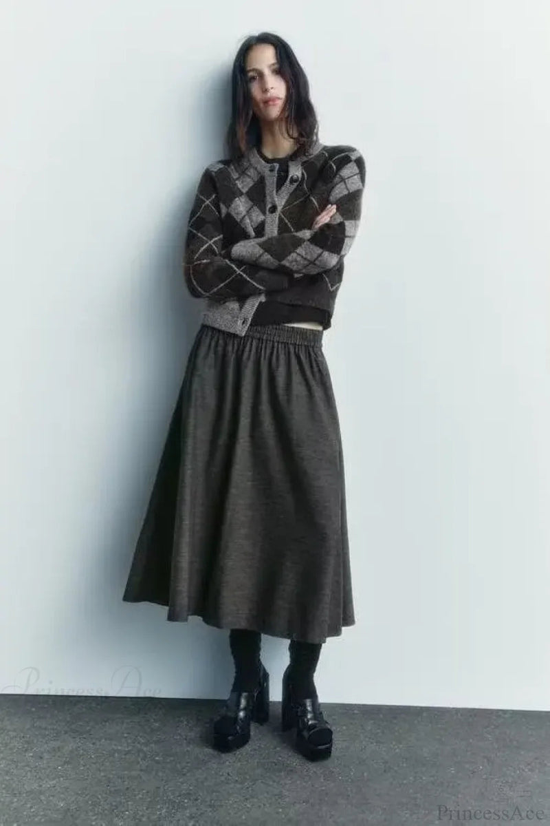 Comfortable Diamond Pattern Round Neck Cardigan