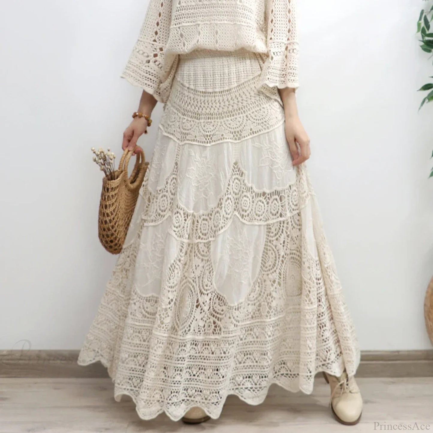 Crochet Hollow Apricot Lace Skirt