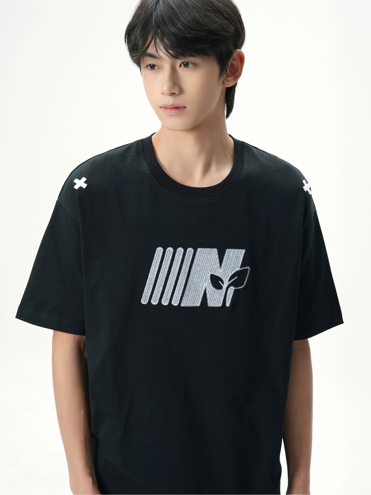 T-shirt With Stitched Logo Detail