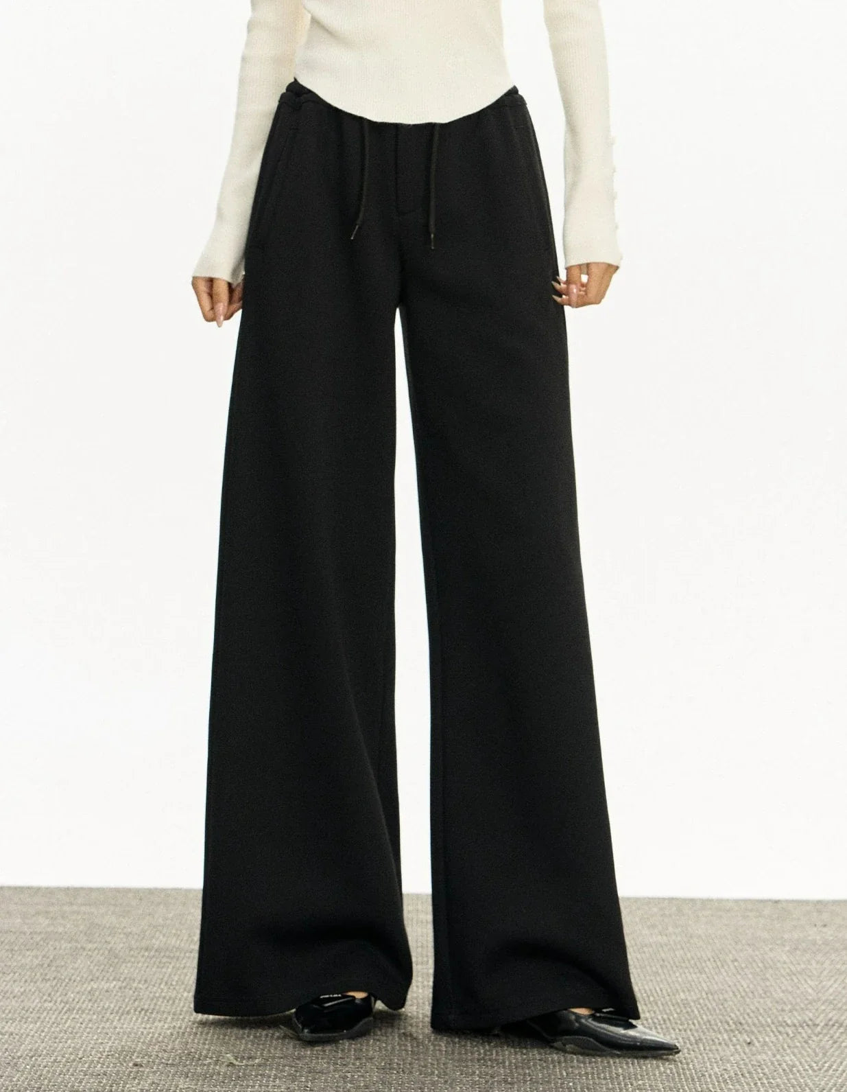 Wide Leg Semi-flare Sweat Pants