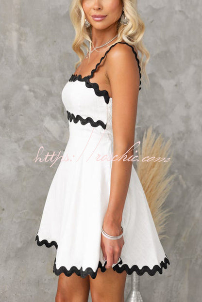 Aimie Color Wavy Lace Suspender Mini Dress