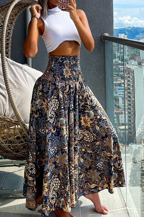 Unique Printed Pleated Elastic Waist Holiday Maxi Skirt