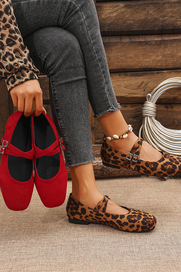 Fashionable Buckled Suede Round Toe Shoes