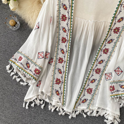 White Embroidered Three-quarter Sleeves Splicing Tassel Cardigan Ar1023