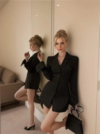Blouses Black Stripe Slim Fit Shirts Long Sleeve Top Korean Office Lady Aesthetic Shirt