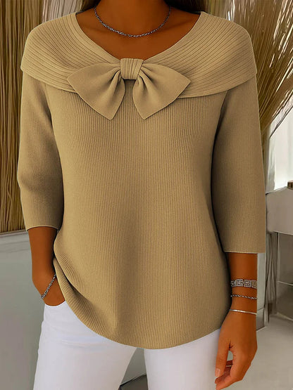 Mylie – Knitted Sweater With a Round Neckline