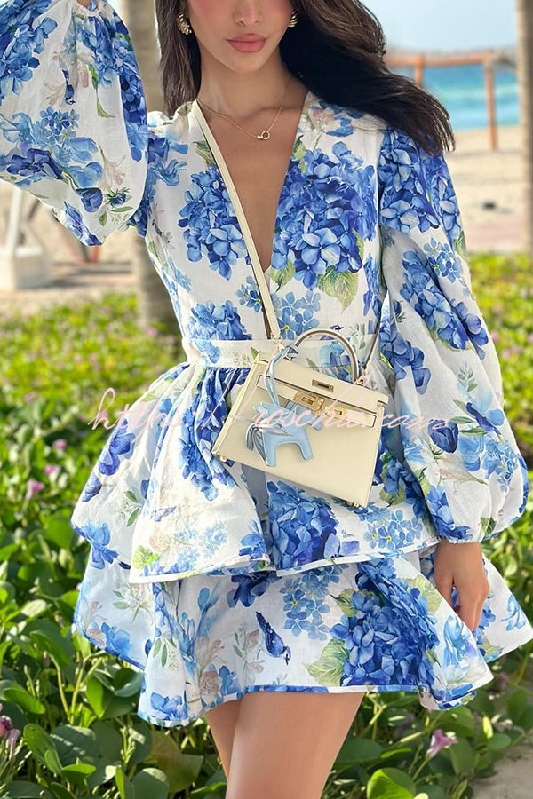 Feminine and Print Deep V-neck Balloon Sleeve Tiered Mini Dress