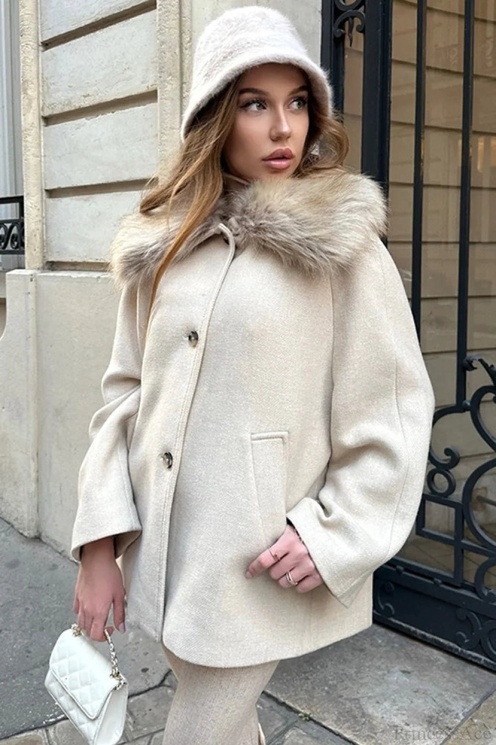 Relaxed Faux Fur Collar Single-breasted Coat