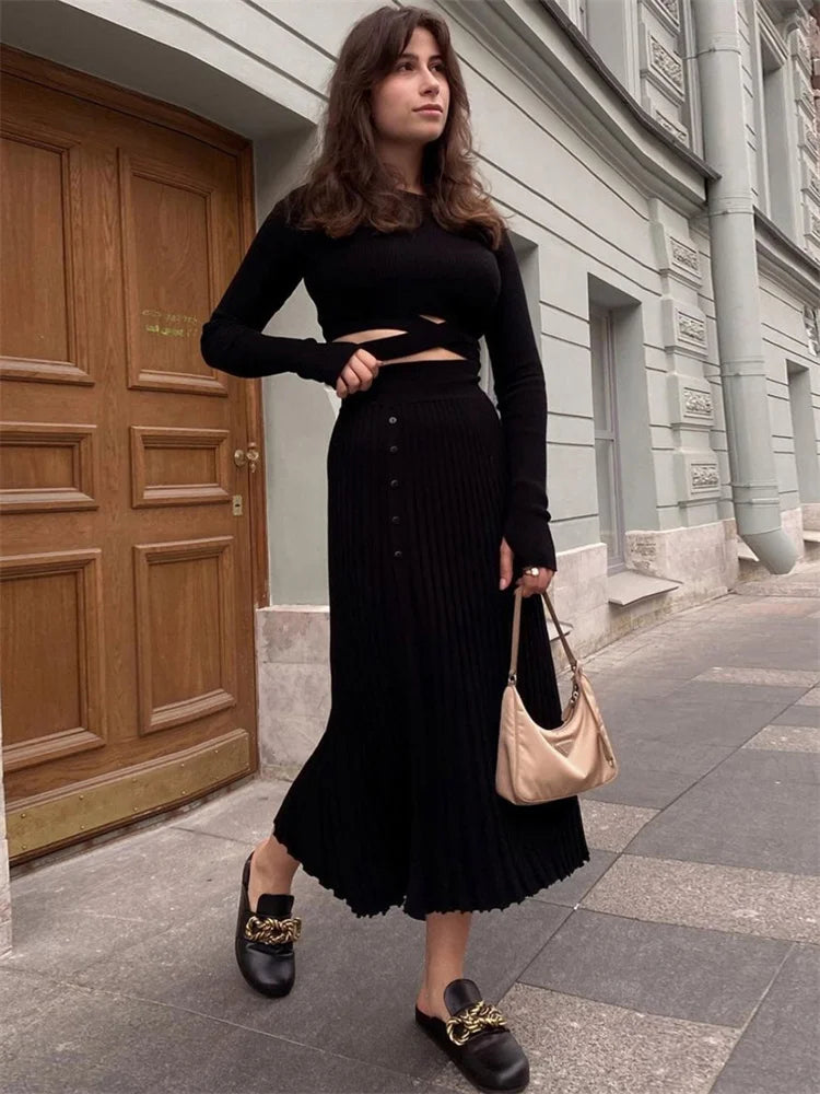 New White Knit Two Piece Sets Fall Ribbed Crop Top and Pleated Knitted Skirt Suits for Midi Dress Sets