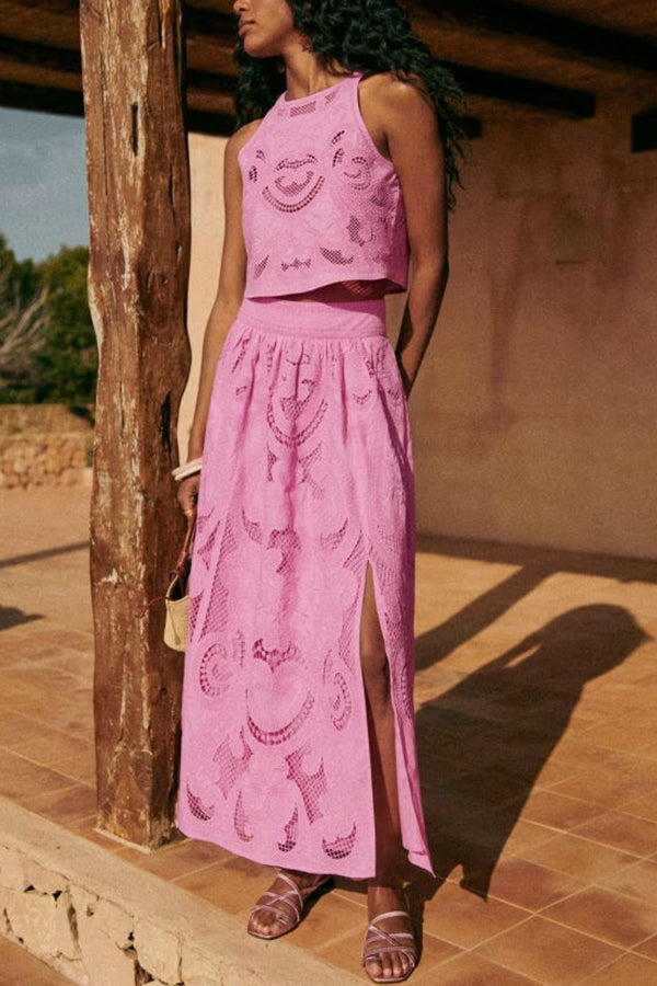 Look Cutout Embroidery Lace High Rise Slit Maxi Skirt