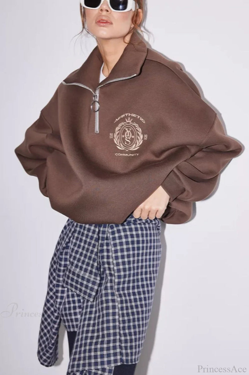 Fleece-lined Letter Embroidery Stand Collar Half-zip Sweatshirts