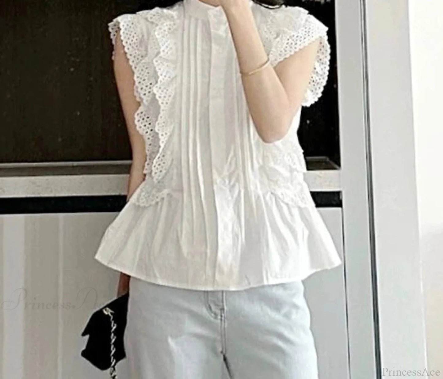 Flying Sleeve Ruffled Lace Button Blouse