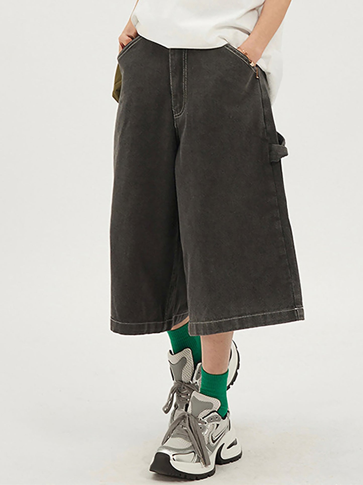 Relaxed-fit Cargo Denim Shorts