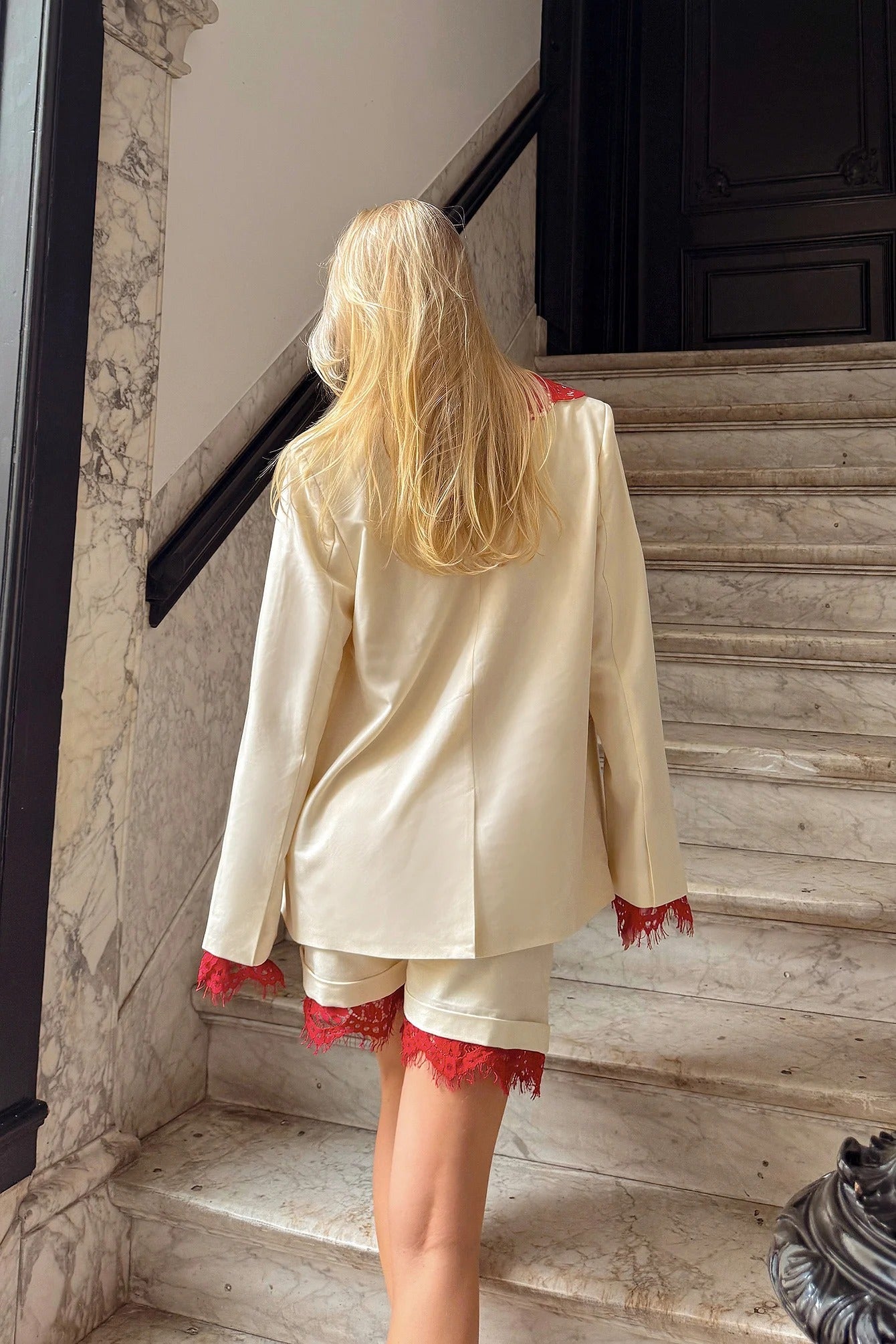 Lace Detail Shorts Set in Off-white