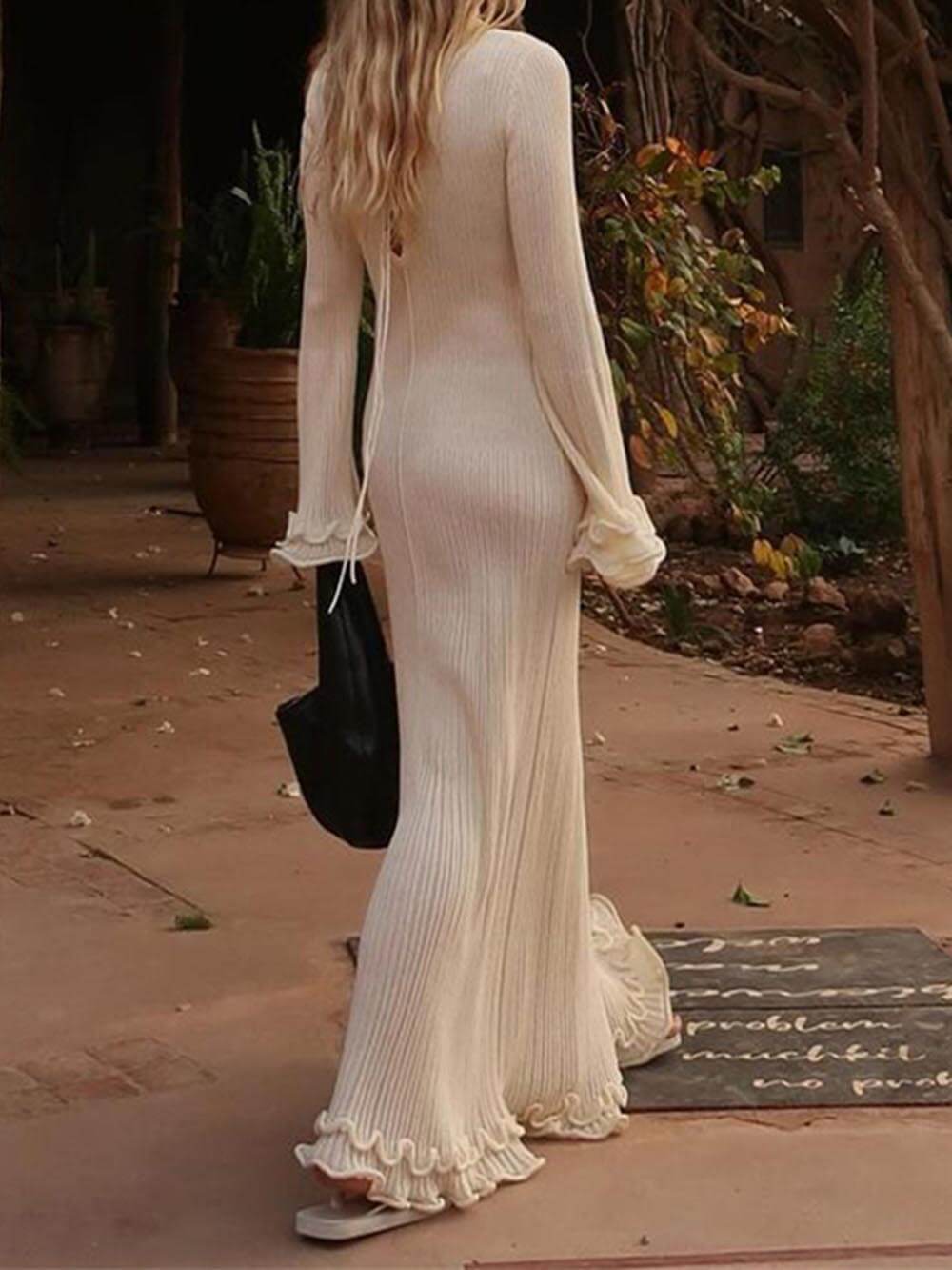 Trumpet Sleeves Rolled Hem Knitted Round Neck Maxi Dress