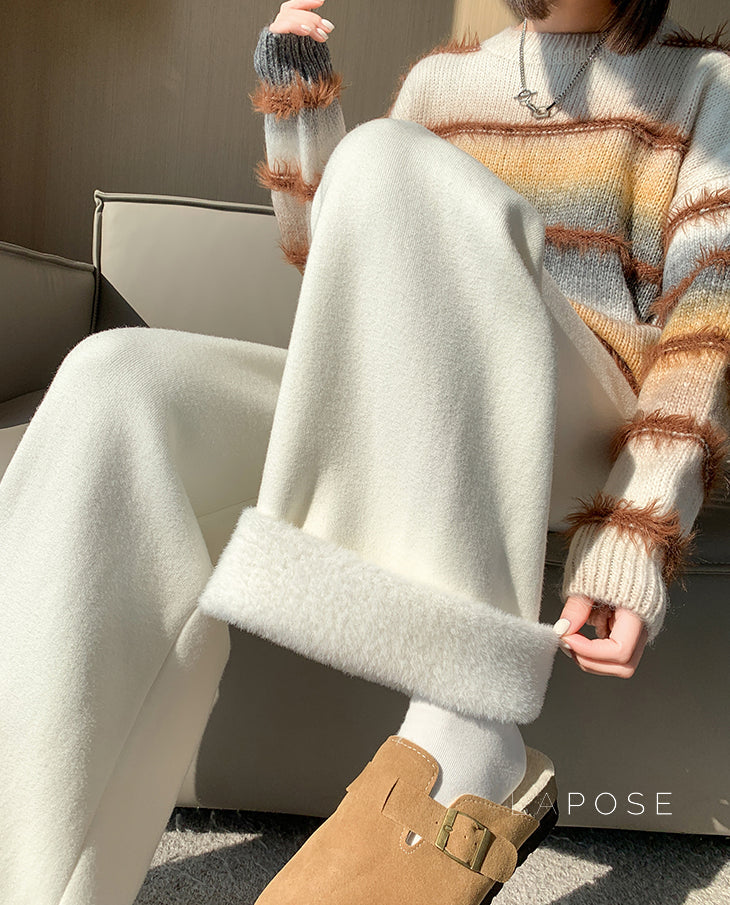 Avarie Cozy Wide-leg Pants