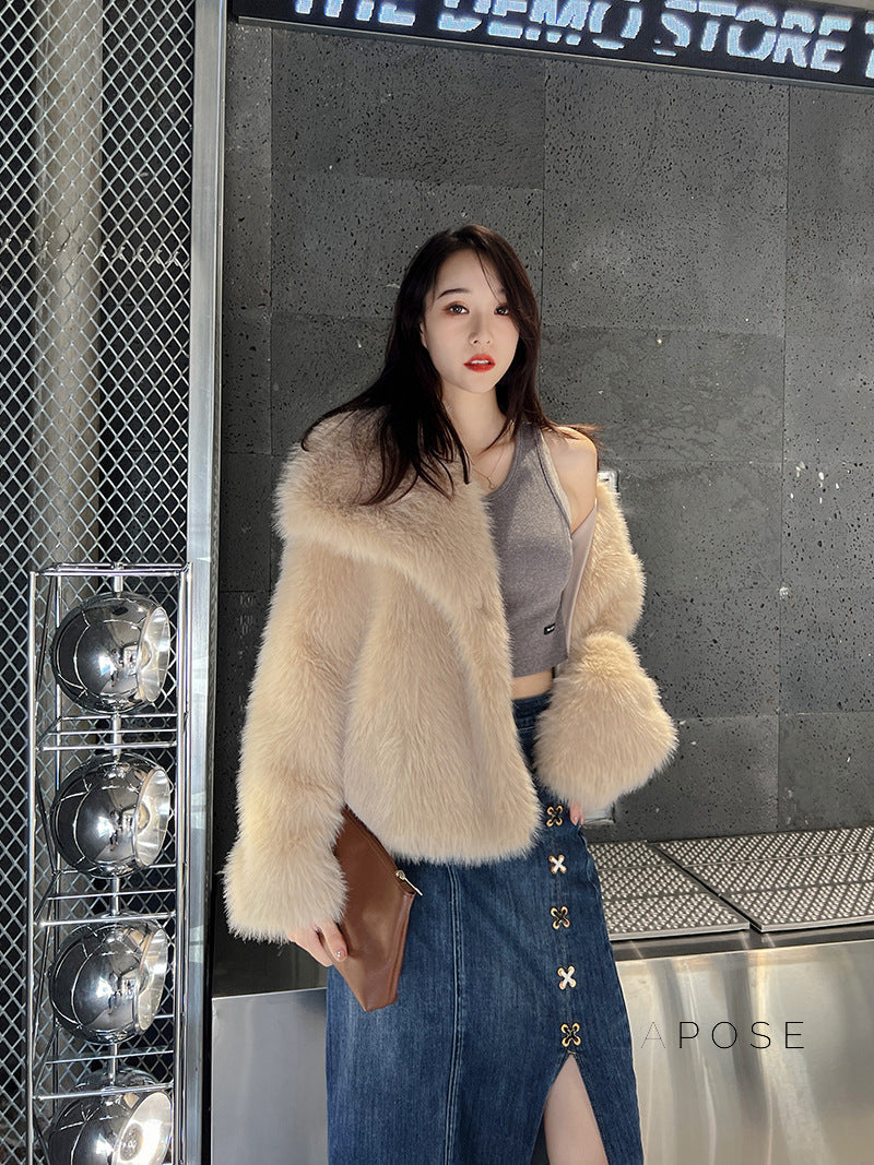Brisa Plush Faux Fur Coat