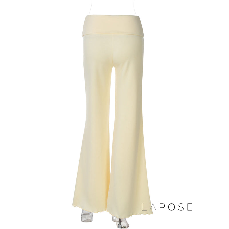 Delylah Low-rise Wavy Flared Pants