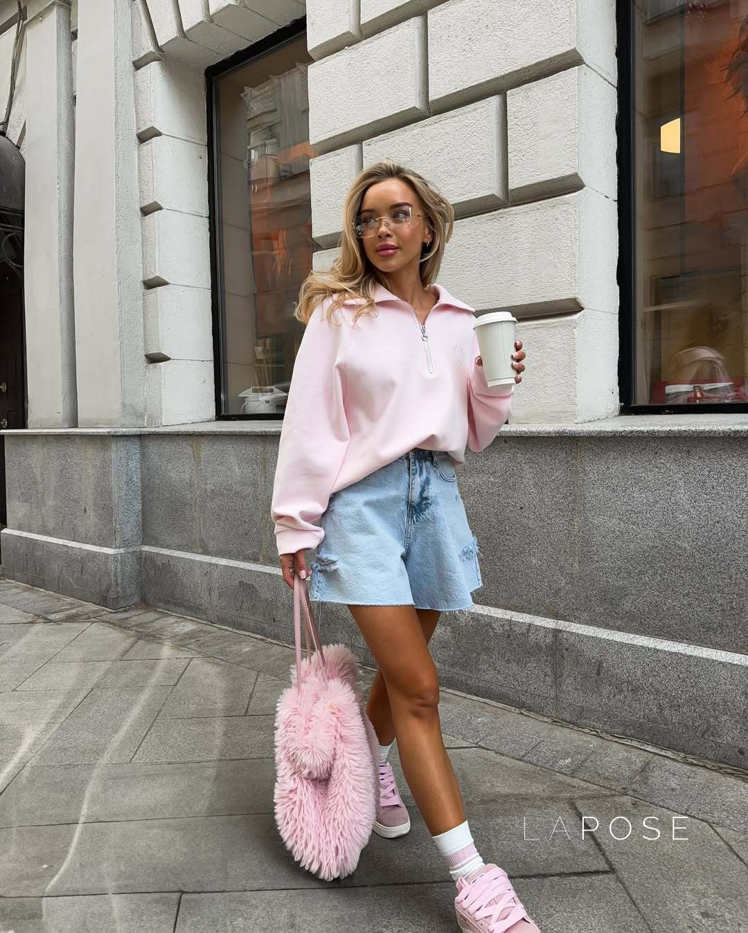 Farida Flawless Sweatshirt