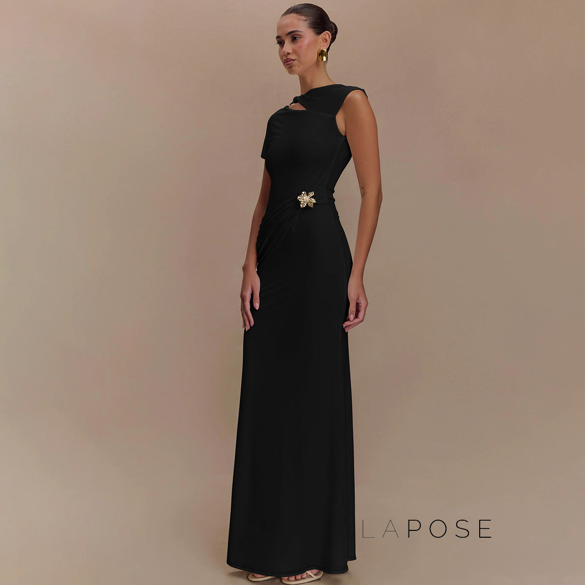 Jaleyah Backless Maxi Dress
