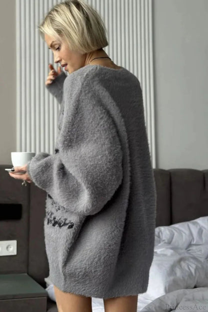 Letter Crew Neck Loose Mid Long Knit Sweater