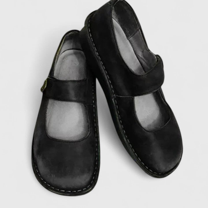 Margaret – Classic Mary Jane Flats