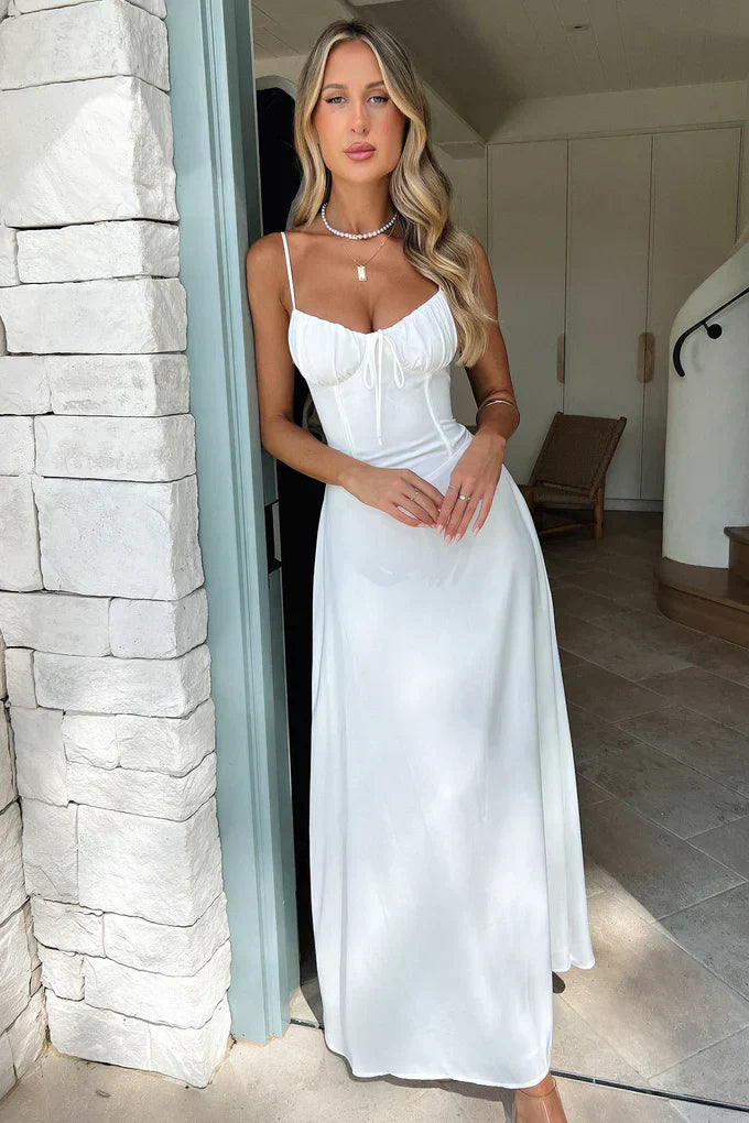 Devian - Effortless Maxi Dress