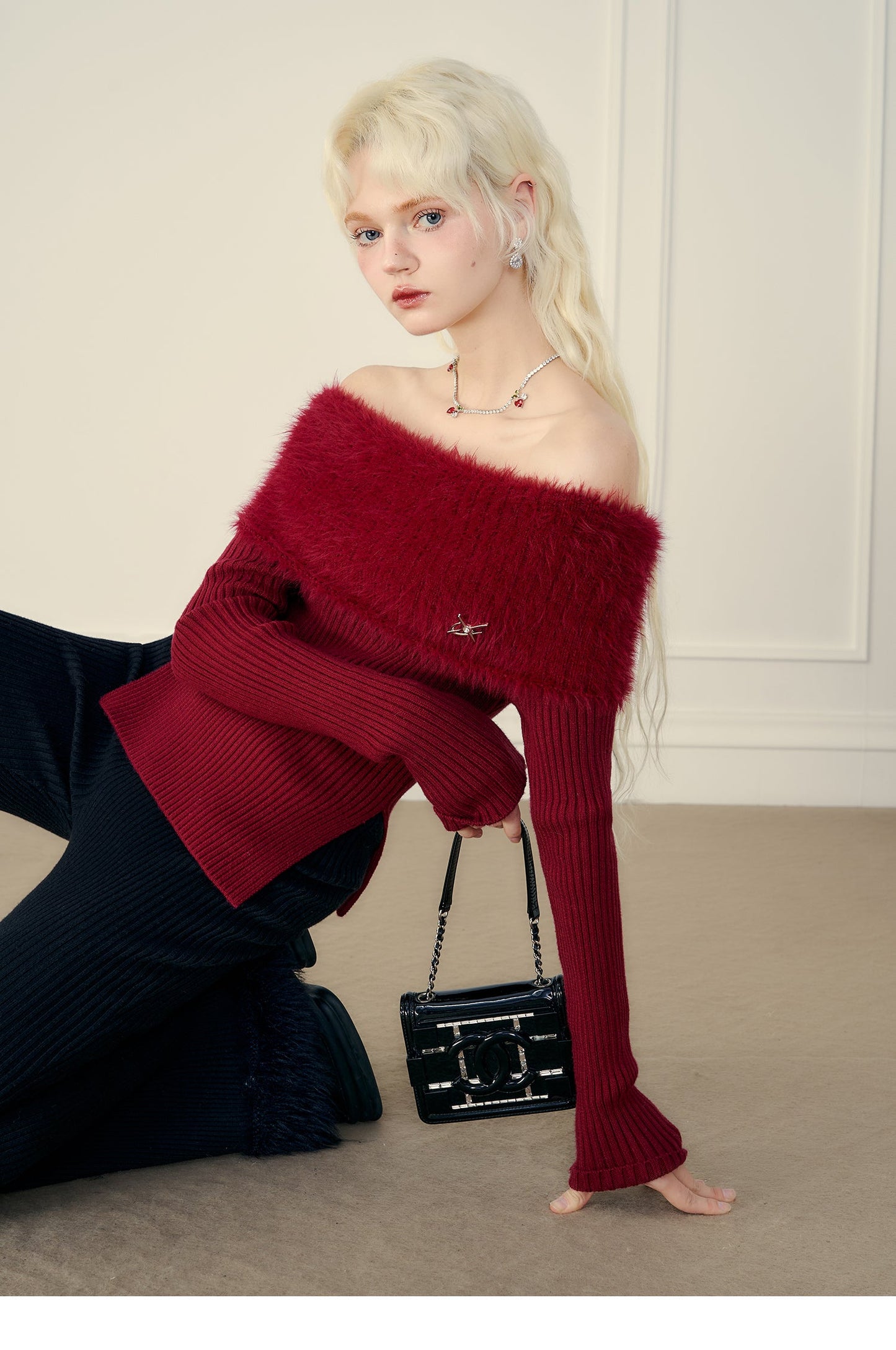 Thick Off-shoulder Mink Cashmere Knit Sweater