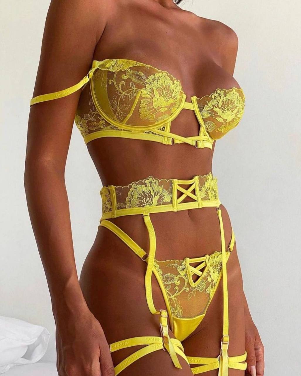 Sisi Bra & Panties Set