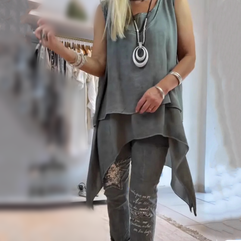Ora - Two-piece Set: Sleeveless Top and Printed Trousers