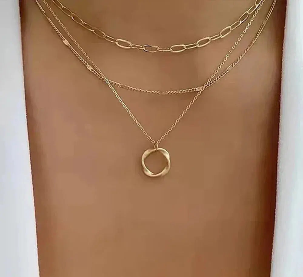 Gold Layered Chain & Pendant Necklace